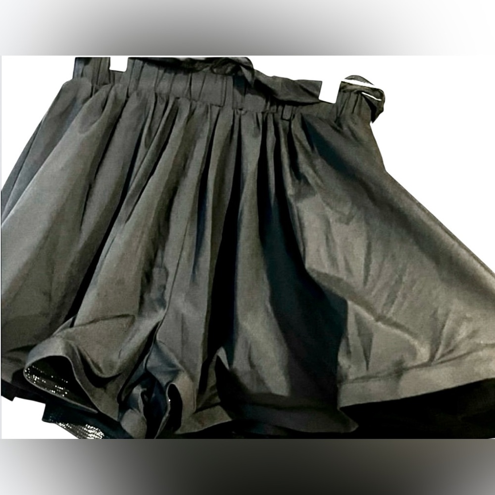 Elegant In The Style High Waisted Floaty Balloon Shorts - Picture 2 of 3